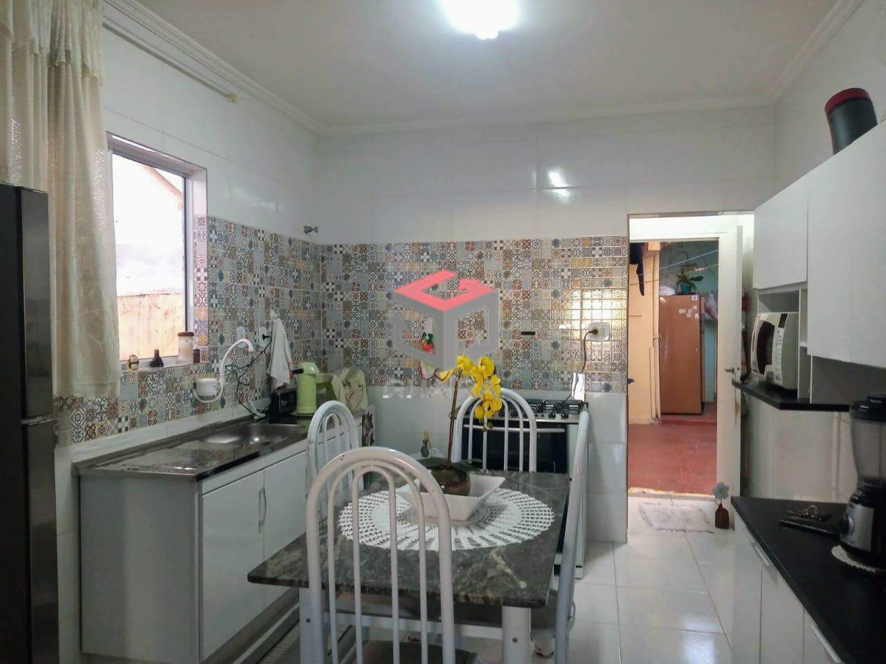 Casa à venda com 2 quartos, 195m² - Foto 5