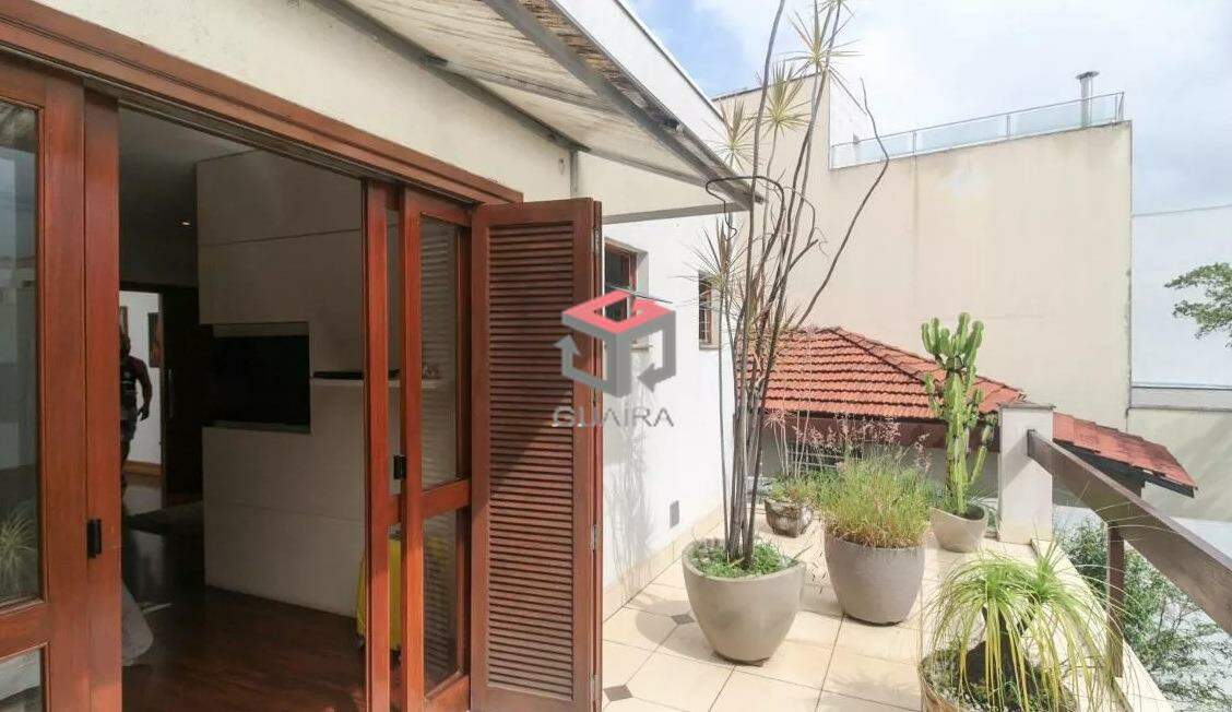 Casa à venda com 3 quartos, 250m² - Foto 7