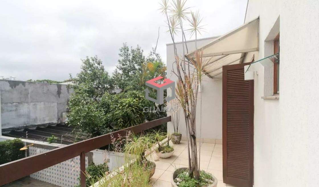 Casa à venda com 3 quartos, 250m² - Foto 11