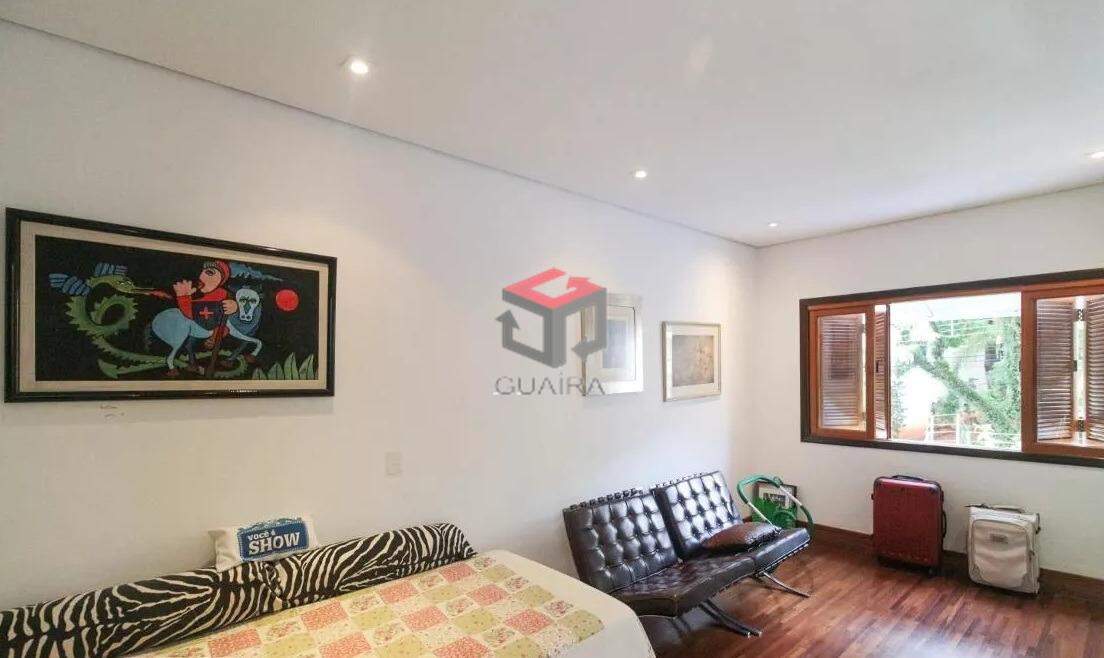 Casa à venda com 3 quartos, 250m² - Foto 17