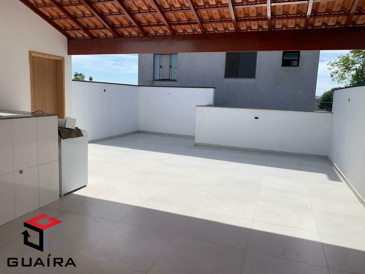 Cobertura à venda com 2 quartos, 120m² - Foto 2