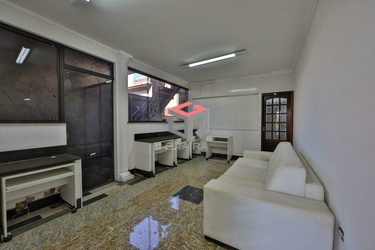 Sobrado à venda com 2 quartos, 220m² - Foto 11