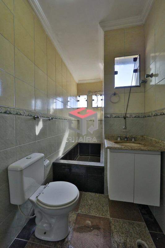 Sobrado à venda com 2 quartos, 220m² - Foto 19