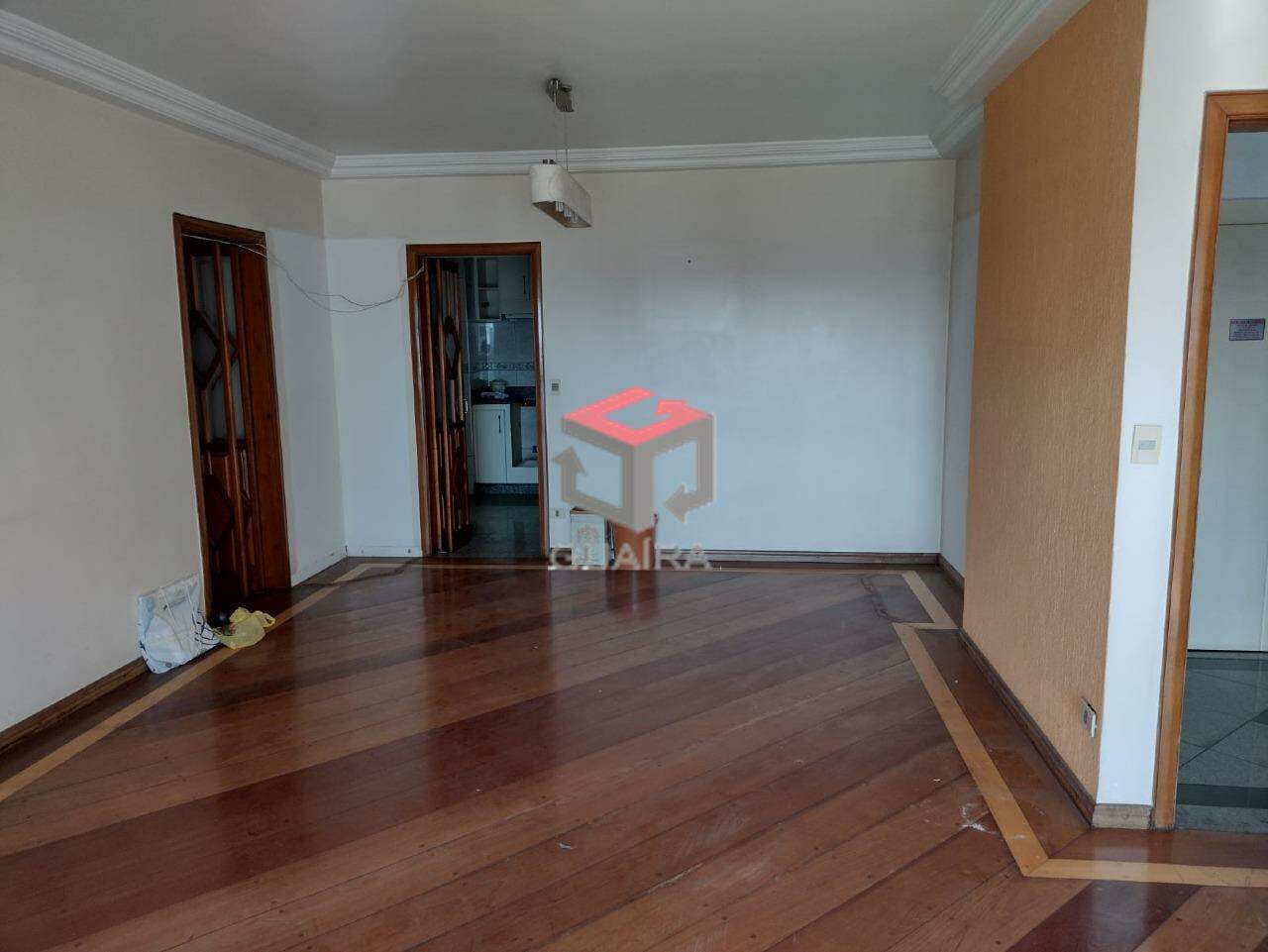 Apartamento à venda com 4 quartos, 150m² - Foto 2