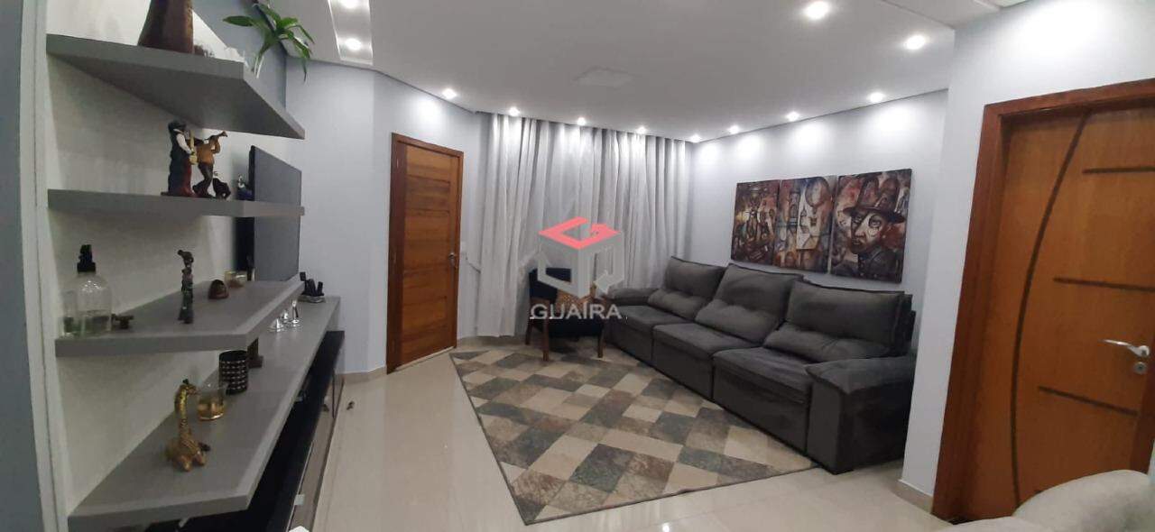 Sobrado à venda com 3 quartos, 210m² - Foto 1