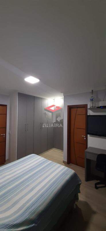 Sobrado à venda com 3 quartos, 210m² - Foto 22