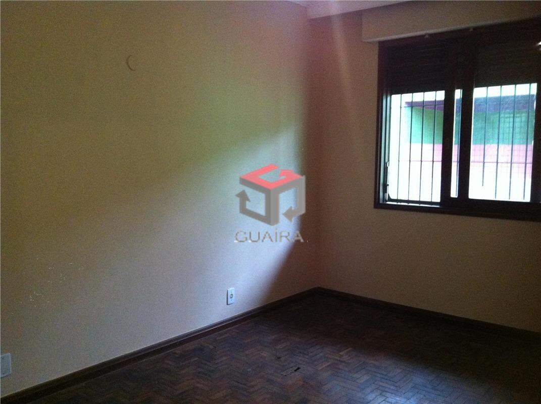 Casa para alugar com 3 quartos, 220m² - Foto 14