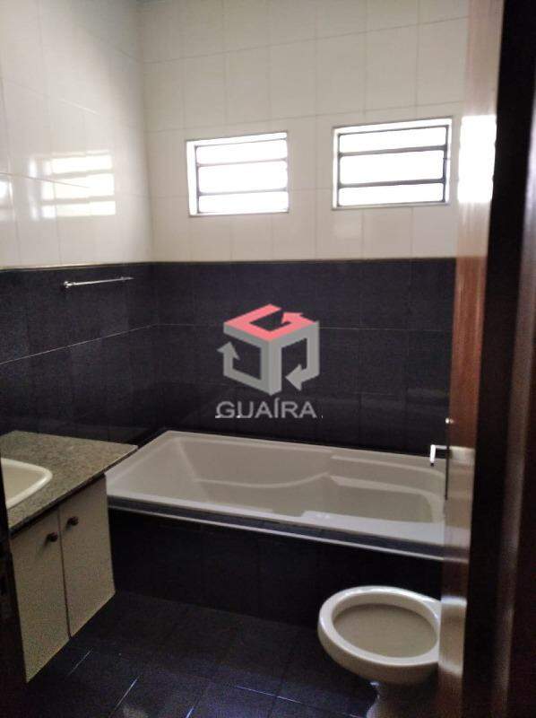 Sobrado à venda com 4 quartos, 260m² - Foto 13