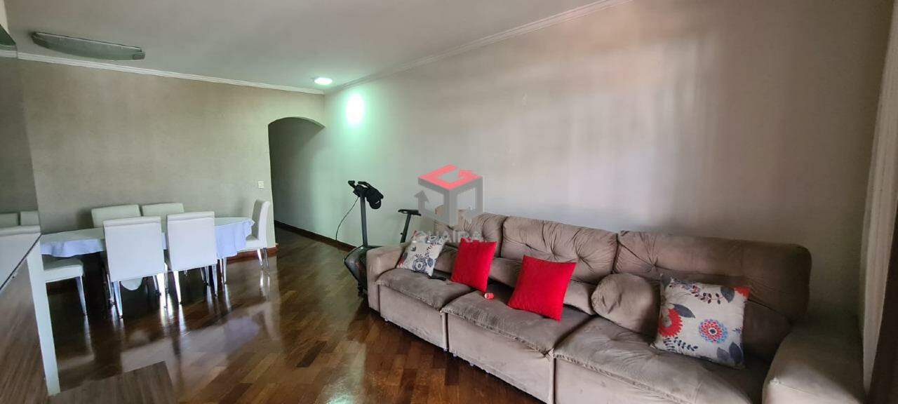 Apartamento à venda com 3 quartos, 119m² - Foto 1