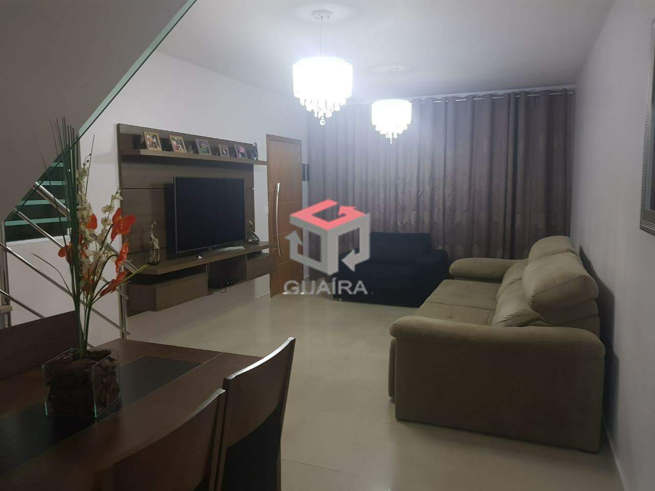 Sobrado à venda com 3 quartos, 264m² - Foto 1