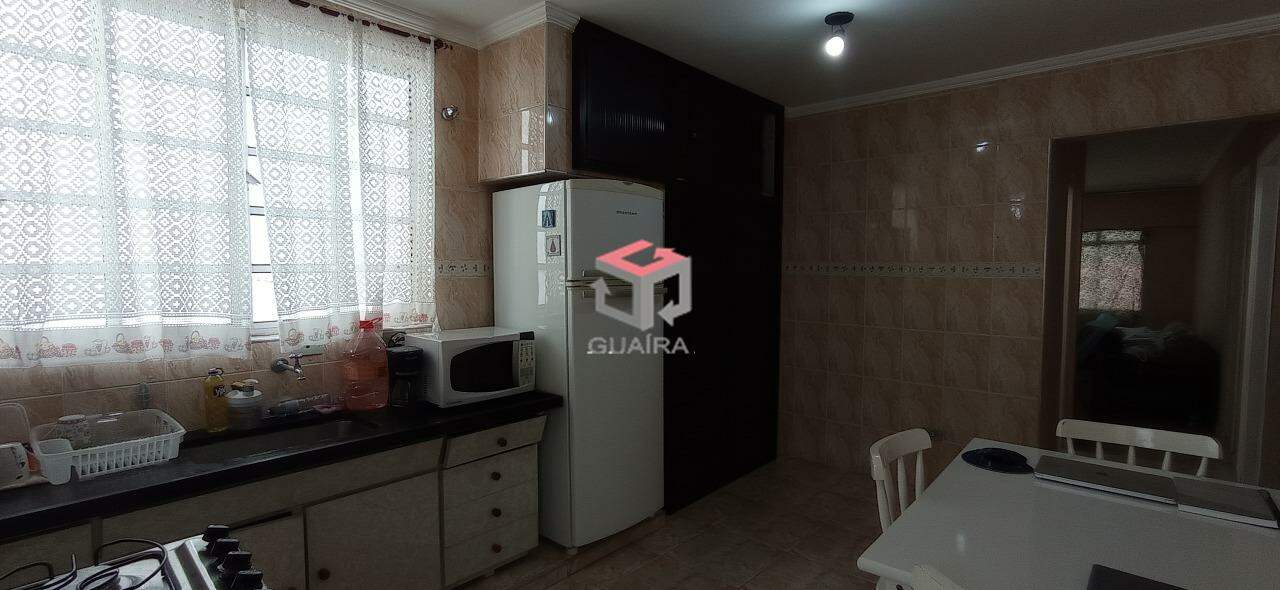 Casa à venda com 2 quartos, 187m² - Foto 4