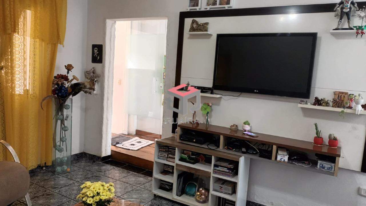 Sobrado à venda com 4 quartos, 211m² - Foto 2