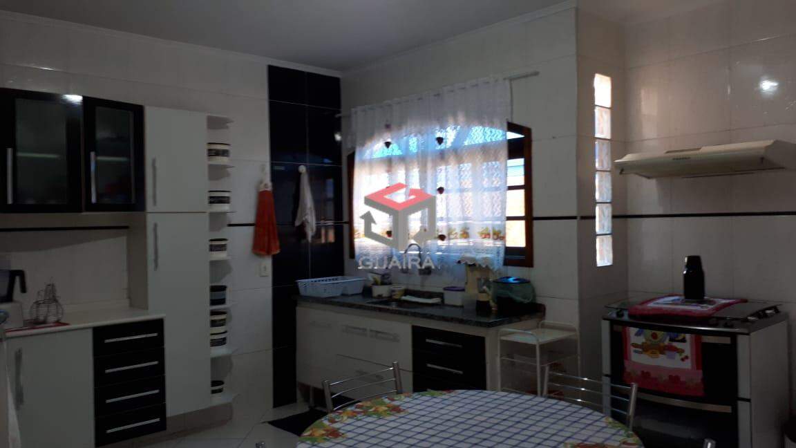 Sobrado à venda com 3 quartos, 230m² - Foto 4