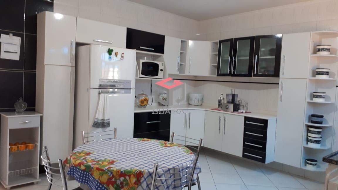 Sobrado à venda com 3 quartos, 230m² - Foto 5