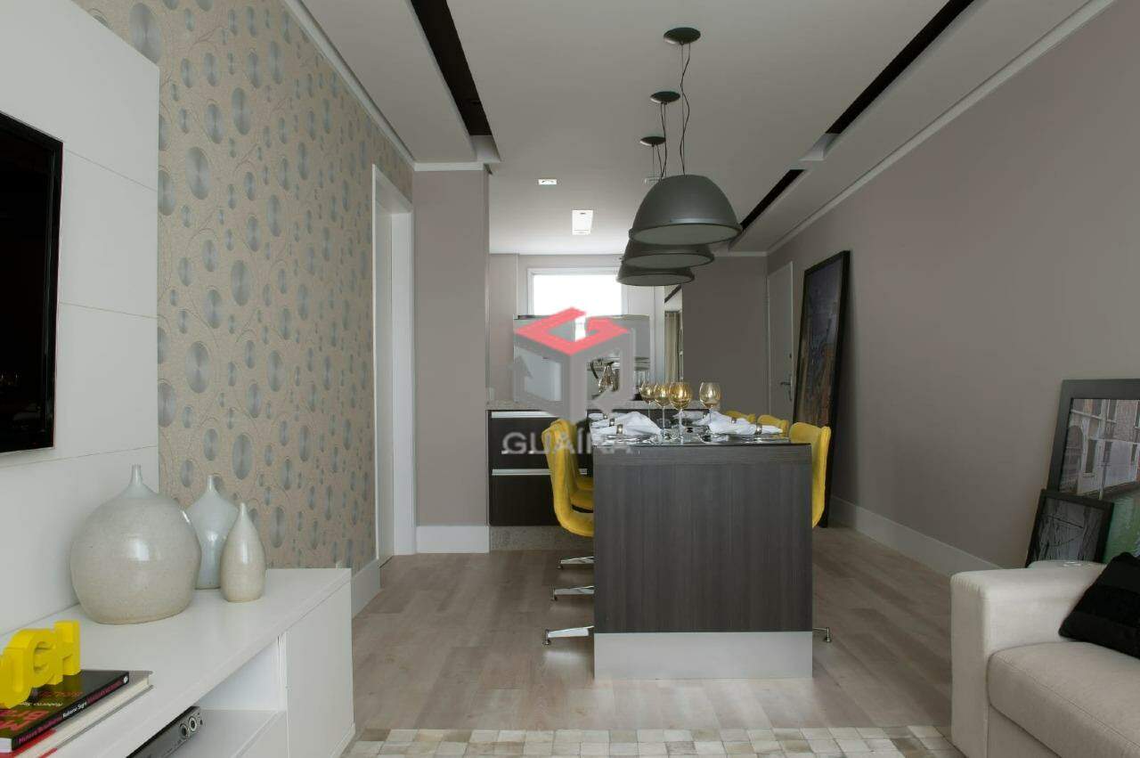 Apartamento à venda com 2 quartos, 82m² - Foto 2