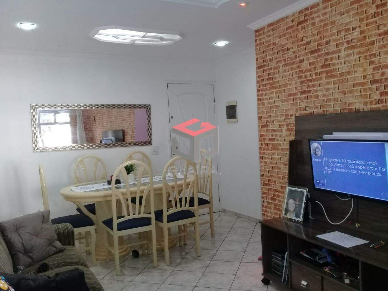 Apartamento à venda com 2 quartos, 70m² - Foto 1