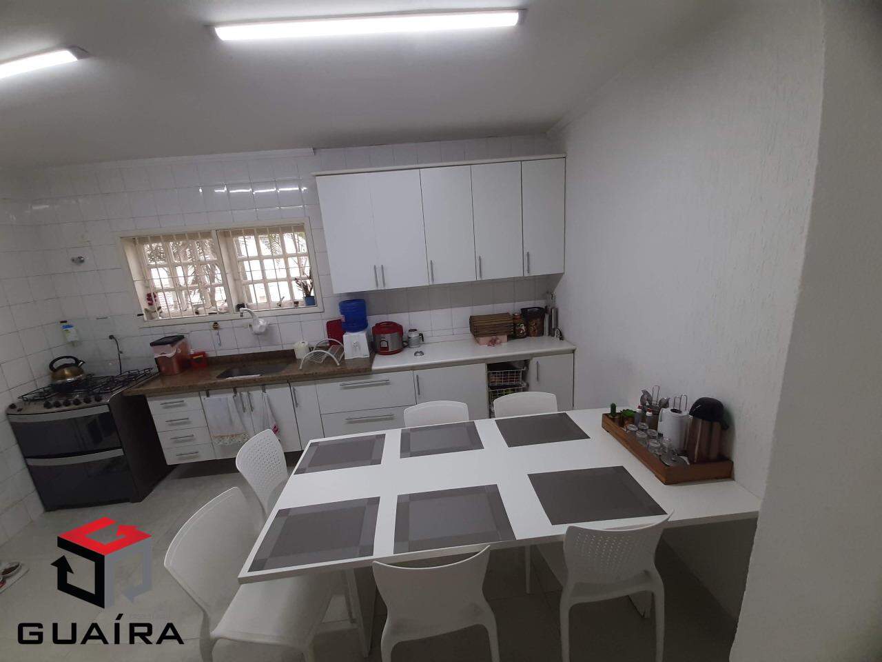 Sobrado à venda com 3 quartos, 250m² - Foto 8