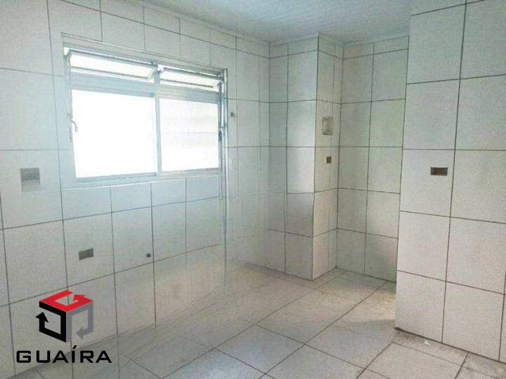 Casa para alugar com 2 quartos, 160m² - Foto 2