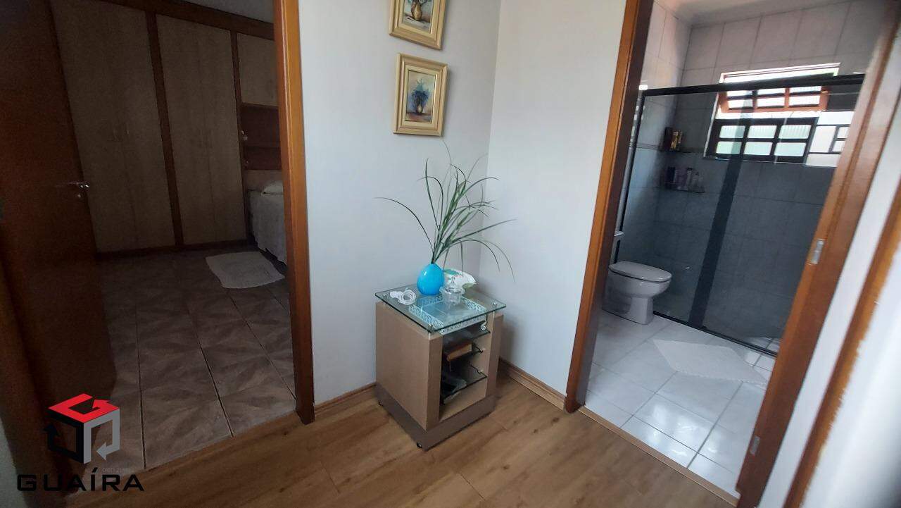 Sobrado à venda com 4 quartos, 180m² - Foto 12