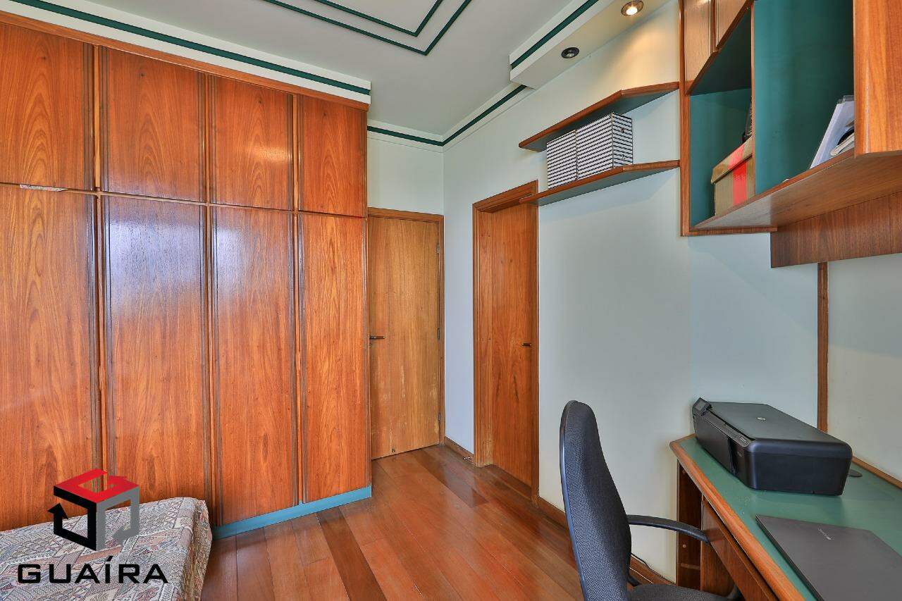 Apartamento à venda com 3 quartos, 137m² - Foto 9