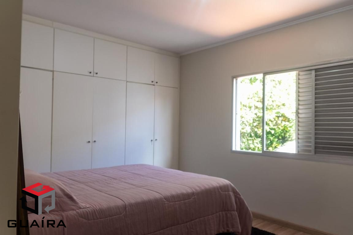 Sobrado à venda com 4 quartos, 200m² - Foto 12