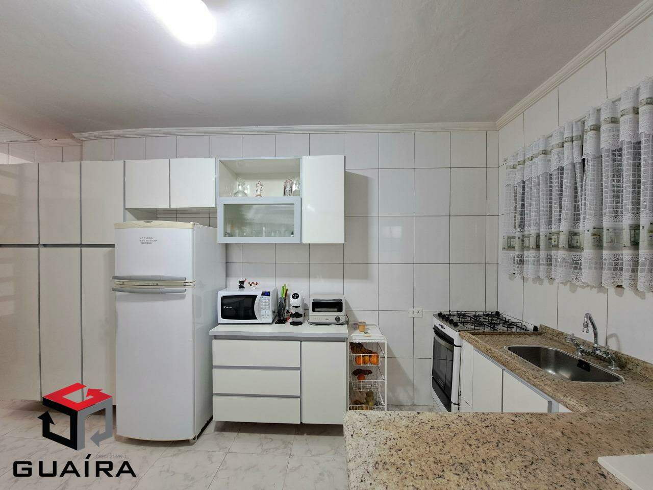 Casa à venda com 3 quartos, 200m² - Foto 9