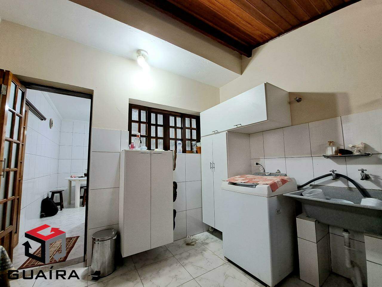 Casa à venda com 3 quartos, 200m² - Foto 12