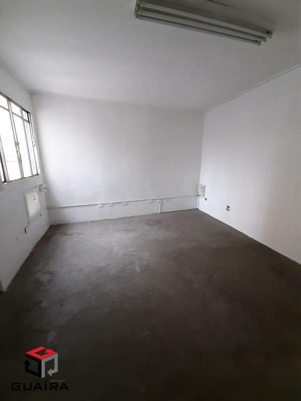 Sobrado à venda com 2 quartos, 210m² - Foto 11