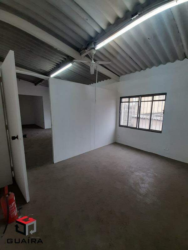 Sobrado à venda com 2 quartos, 210m² - Foto 12