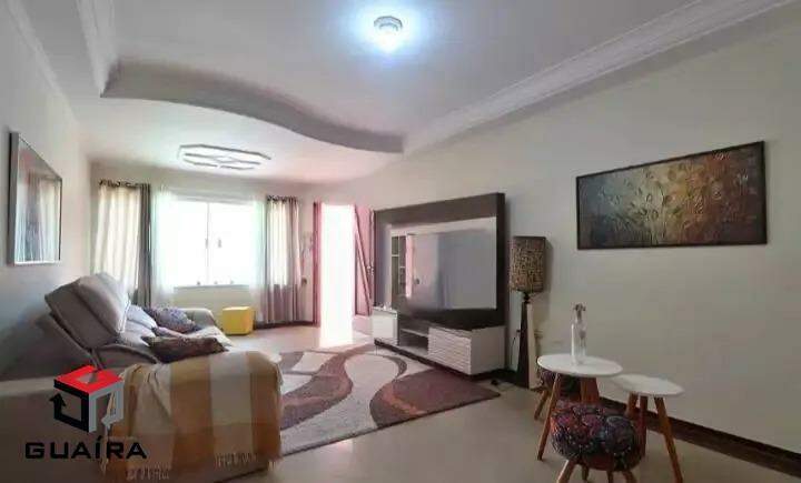 Sobrado para alugar com 3 quartos, 128m² - Foto 1