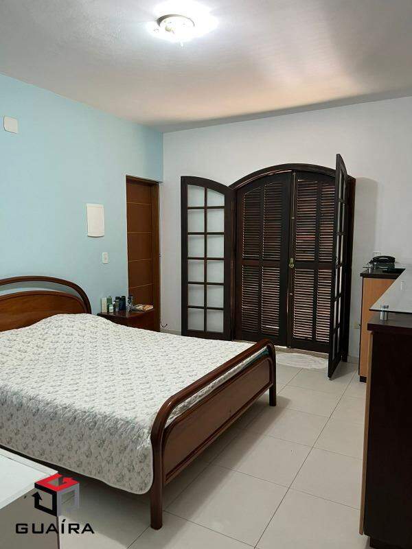 Sobrado à venda com 3 quartos, 188m² - Foto 18