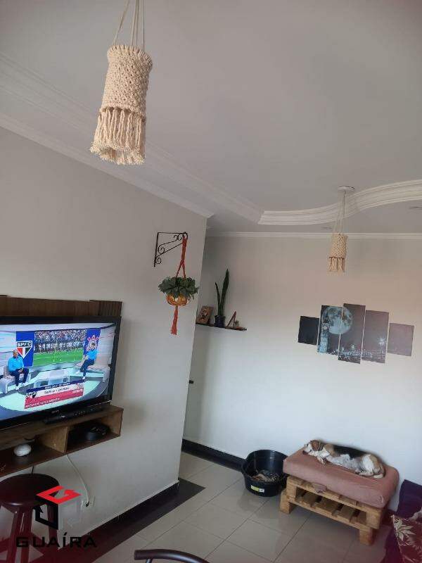 Apartamento à venda com 3 quartos, 67m² - Foto 2