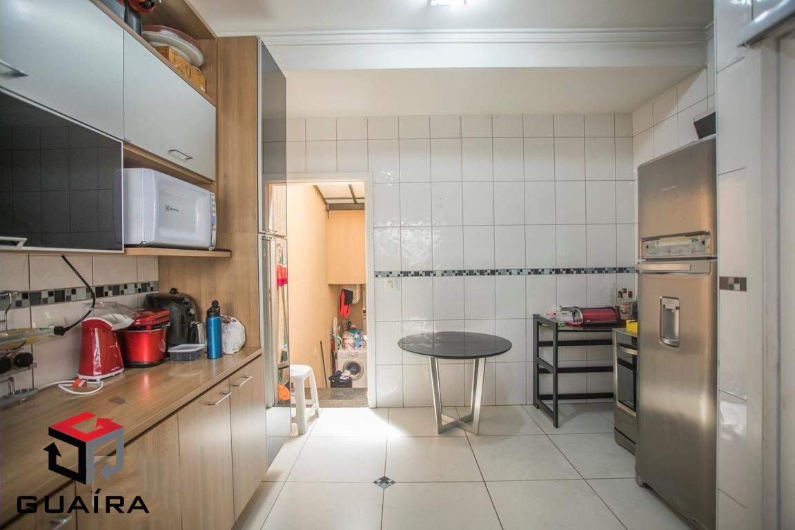 Sobrado à venda com 4 quartos, 181m² - Foto 6