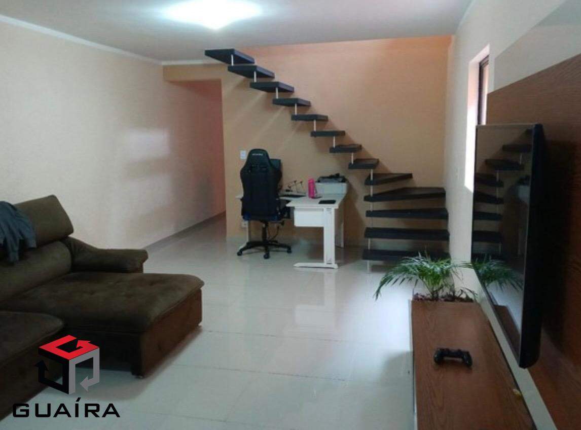 Sobrado à venda com 3 quartos, 240m² - Foto 2