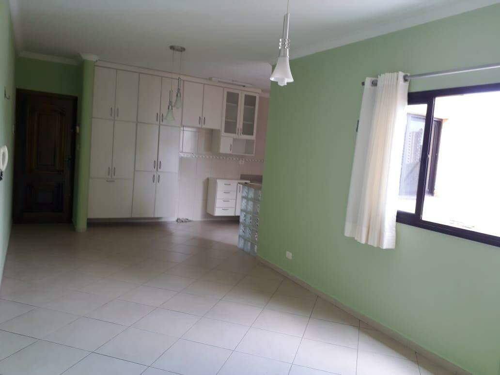 Apartamento à venda com 2 quartos, 72m² - Foto 2