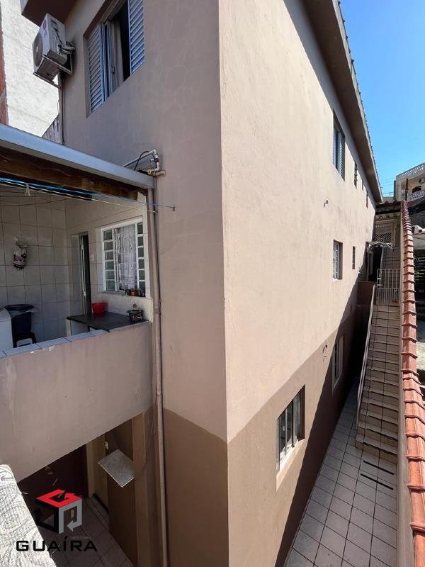 Sobrado à venda com 4 quartos, 200m² - Foto 18