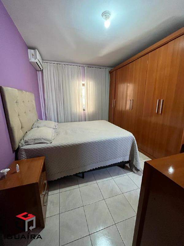 Sobrado à venda com 4 quartos, 200m² - Foto 11