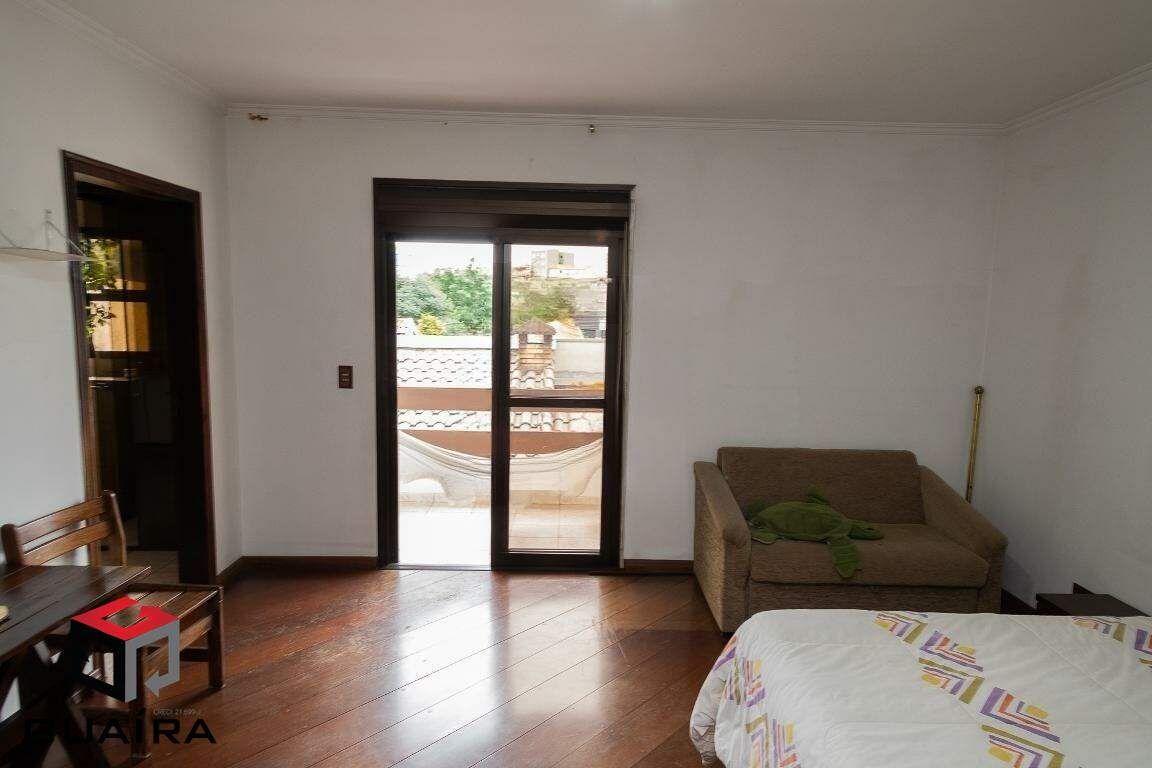 Sobrado à venda com 4 quartos, 200m² - Foto 25