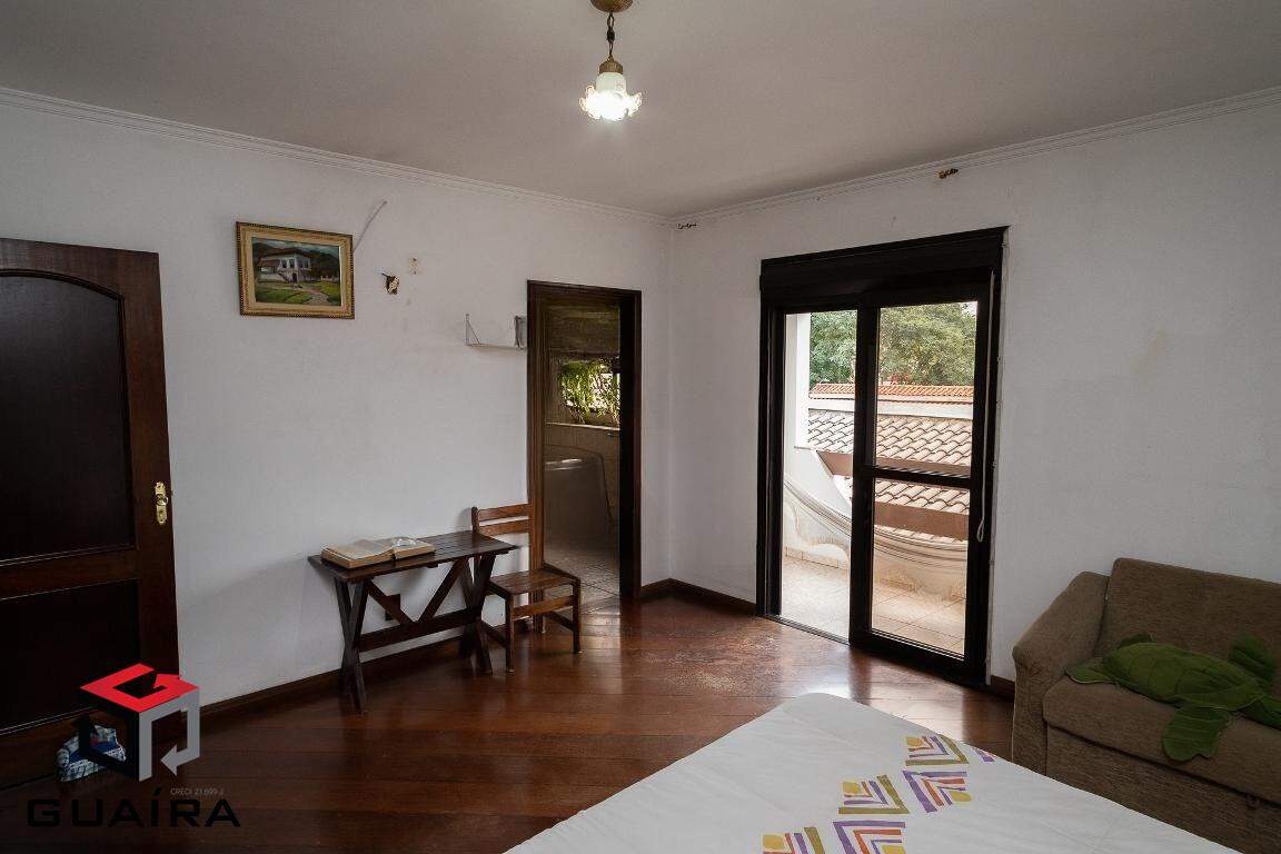 Sobrado à venda com 4 quartos, 200m² - Foto 27