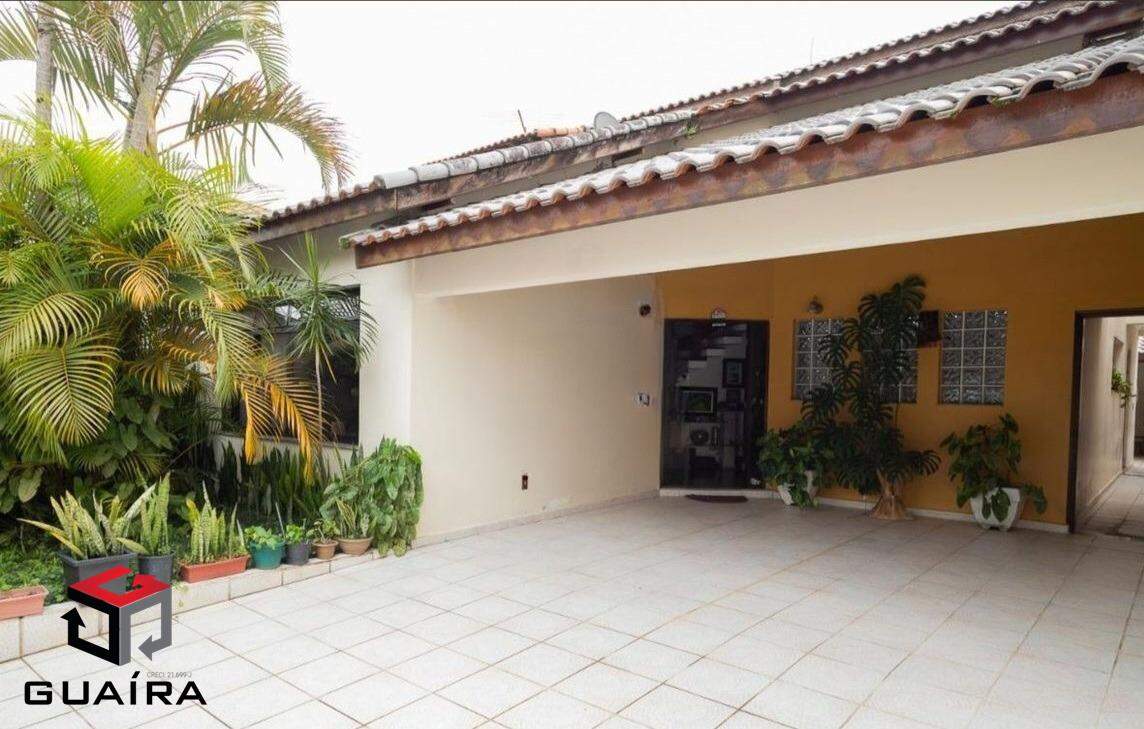 Sobrado à venda com 4 quartos, 200m² - Foto 36