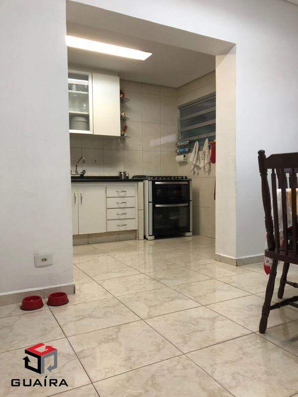 Sobrado à venda com 3 quartos, 240m² - Foto 4