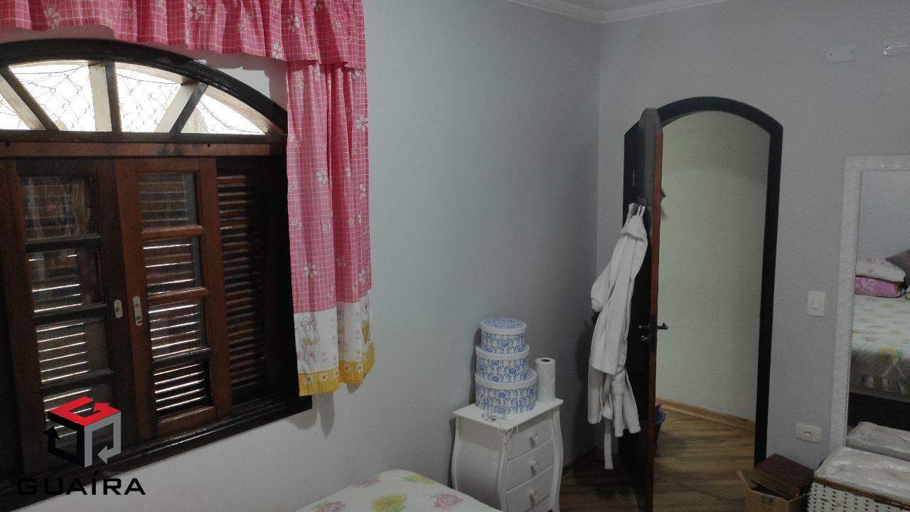 Sobrado à venda com 4 quartos, 230m² - Foto 22