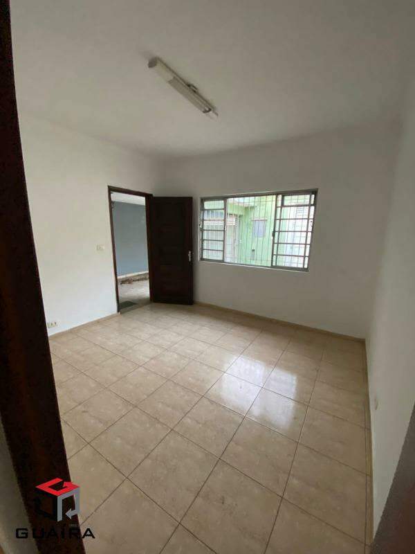 Casa para alugar com 4 quartos, 265m² - Foto 1