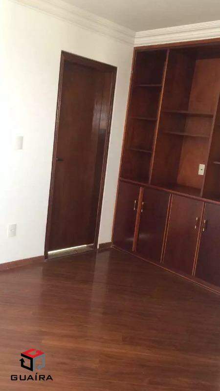 Apartamento para alugar com 4 quartos, 160m² - Foto 2