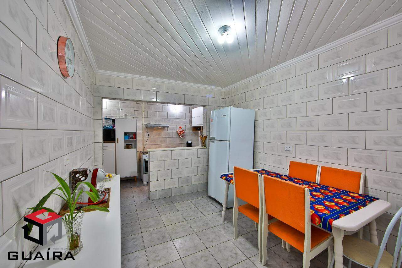 Casa à venda com 3 quartos, 200m² - Foto 6