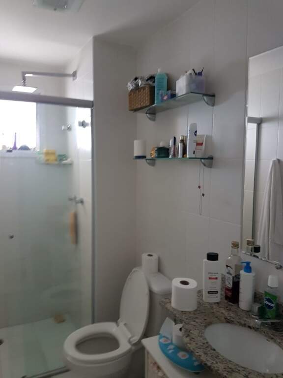 Apartamento à venda com 3 quartos, 196m² - Foto 2