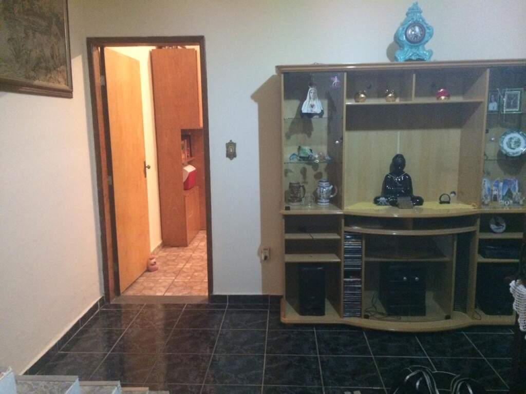 Sobrado à venda com 4 quartos, 300m² - Foto 4