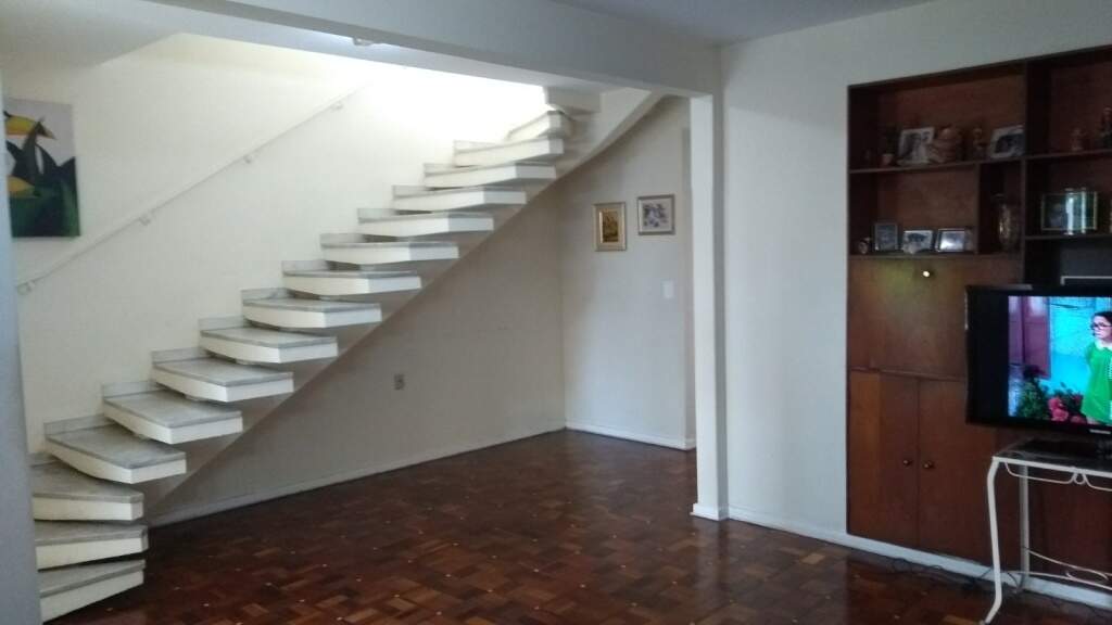 Sobrado à venda com 3 quartos, 146m² - Foto 1