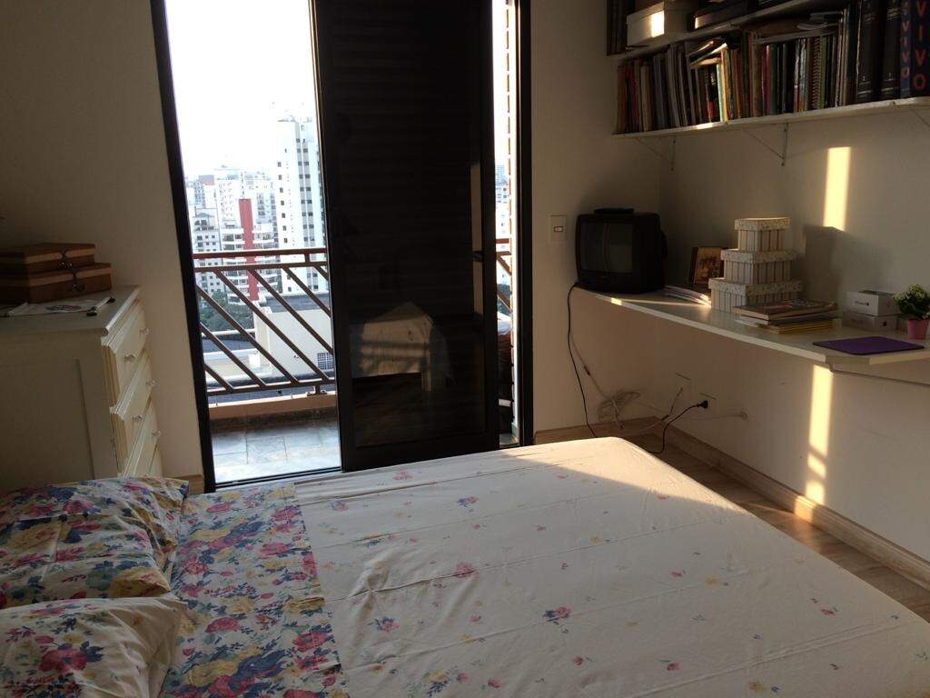 Apartamento à venda com 4 quartos, 216m² - Foto 13