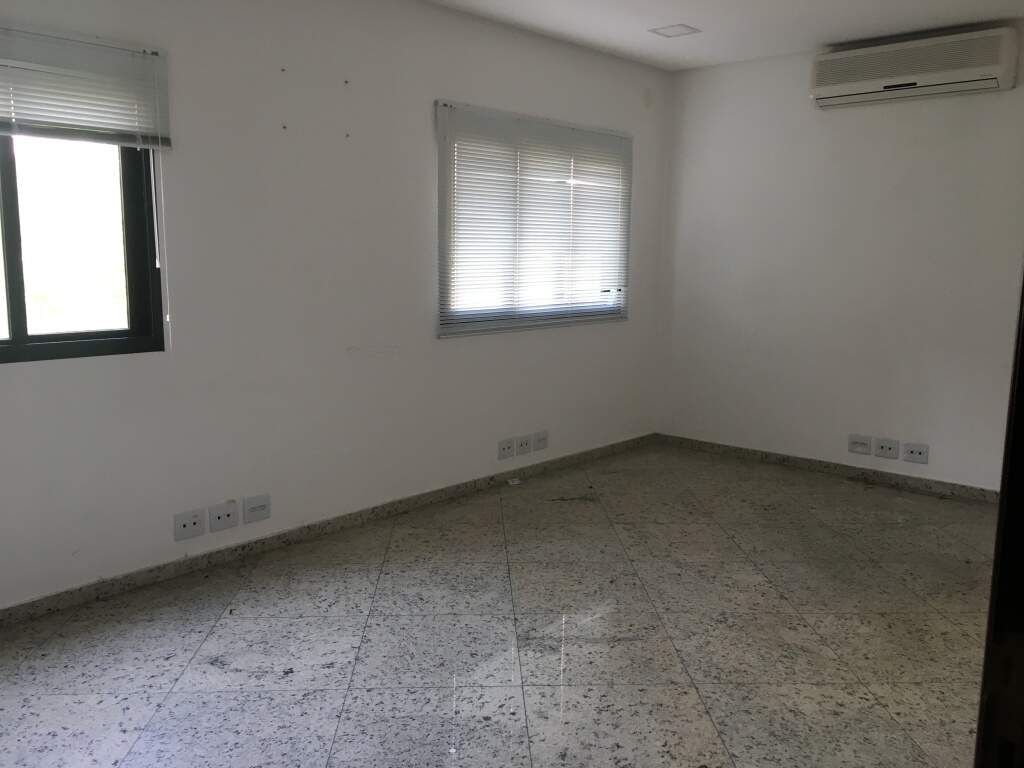 Prédio Inteiro à venda, 1200m² - Foto 19